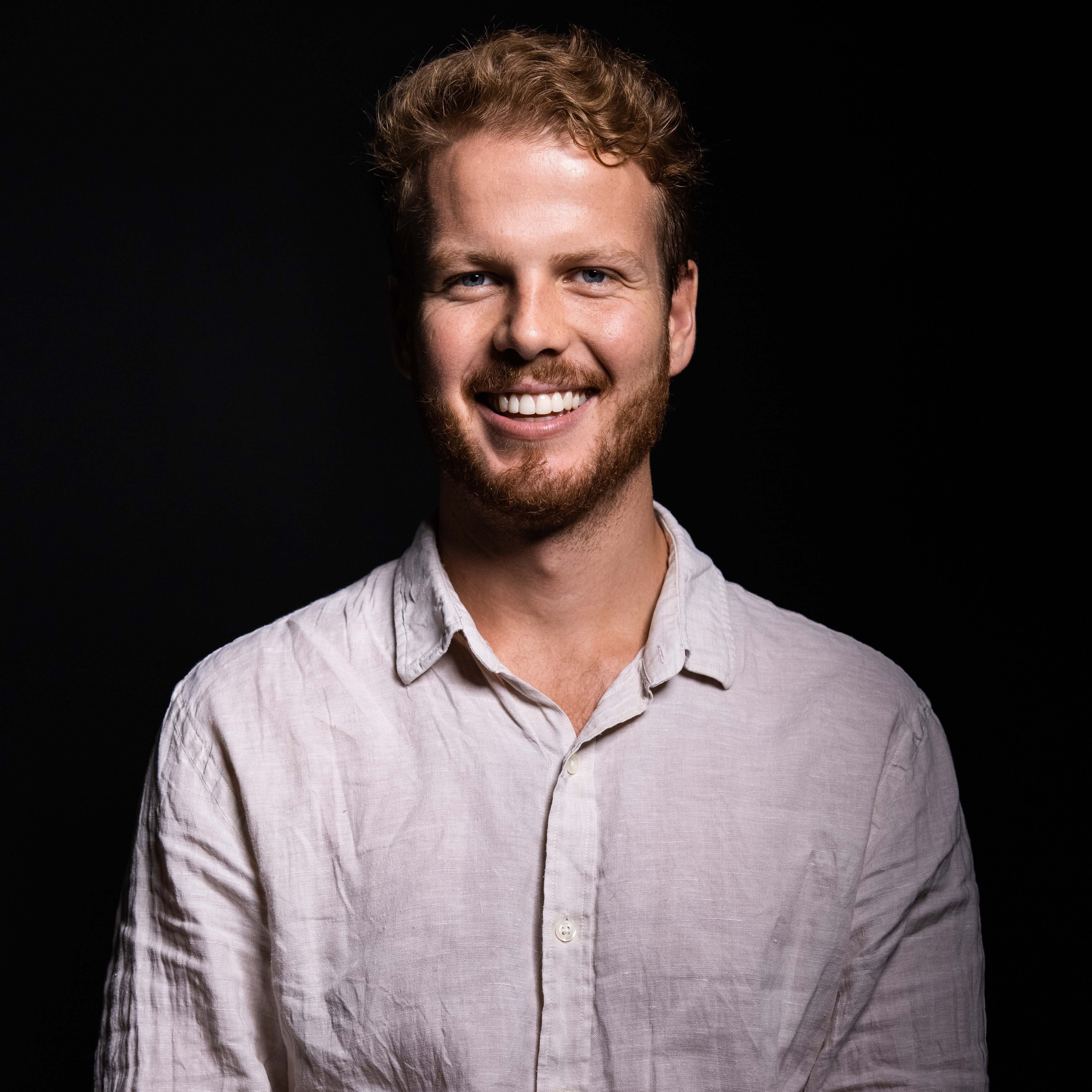 Alex Robertson - Photo Cropped