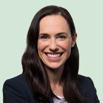Caroline Ferguson - Profile Pic