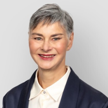 Julie Bedggood - Photo Cropped