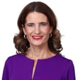 Nicola Willis Photo Cropped
